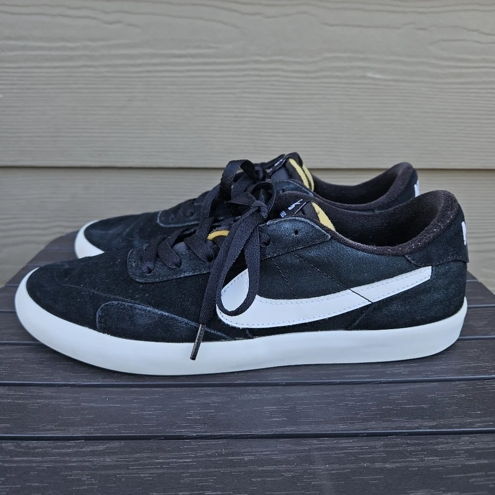 Nike SB Heritage Vulc Black White Skate Sneaker Shoes CD5010-003 Men's Size 9.5